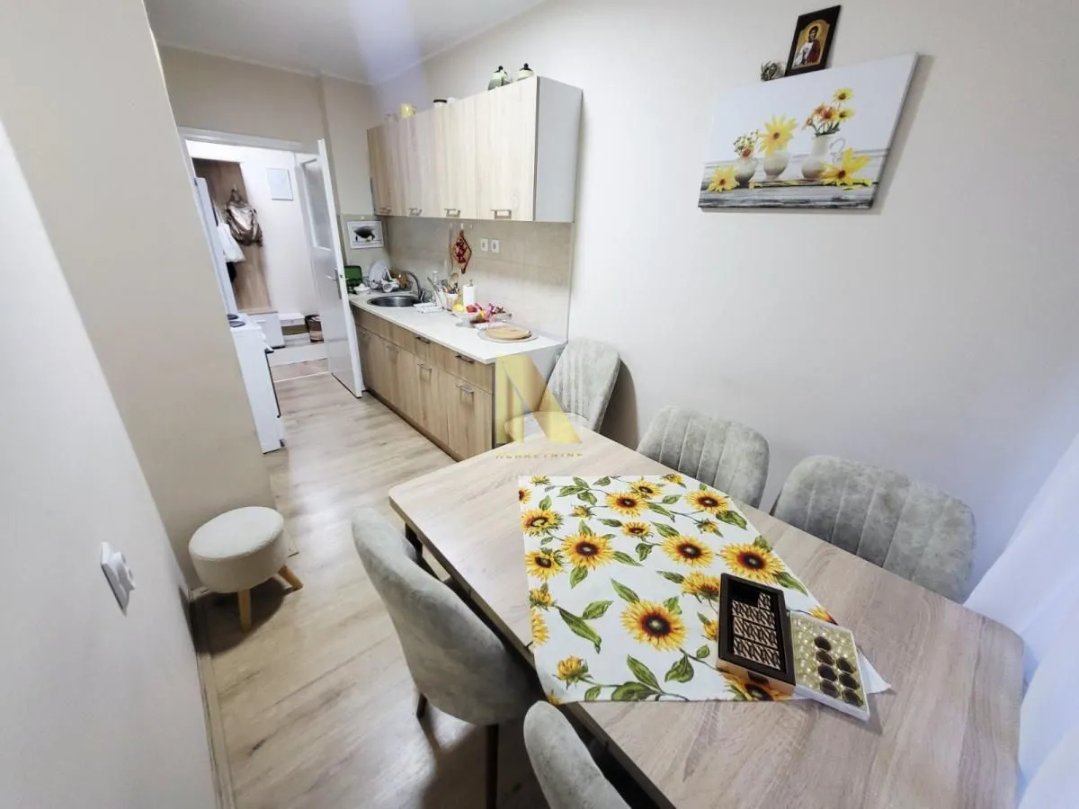 Prodaja, dvosoban stan, 54m², Rotkvarija, Novi Sad Sve Podlokacije
