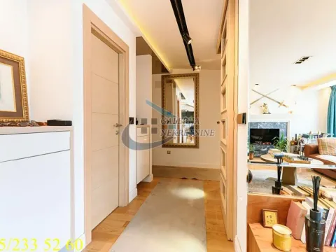 Sale, three bedroom apartment, 83m², Južni Bulevar, Vračar Sve Podlokacije - image 18
