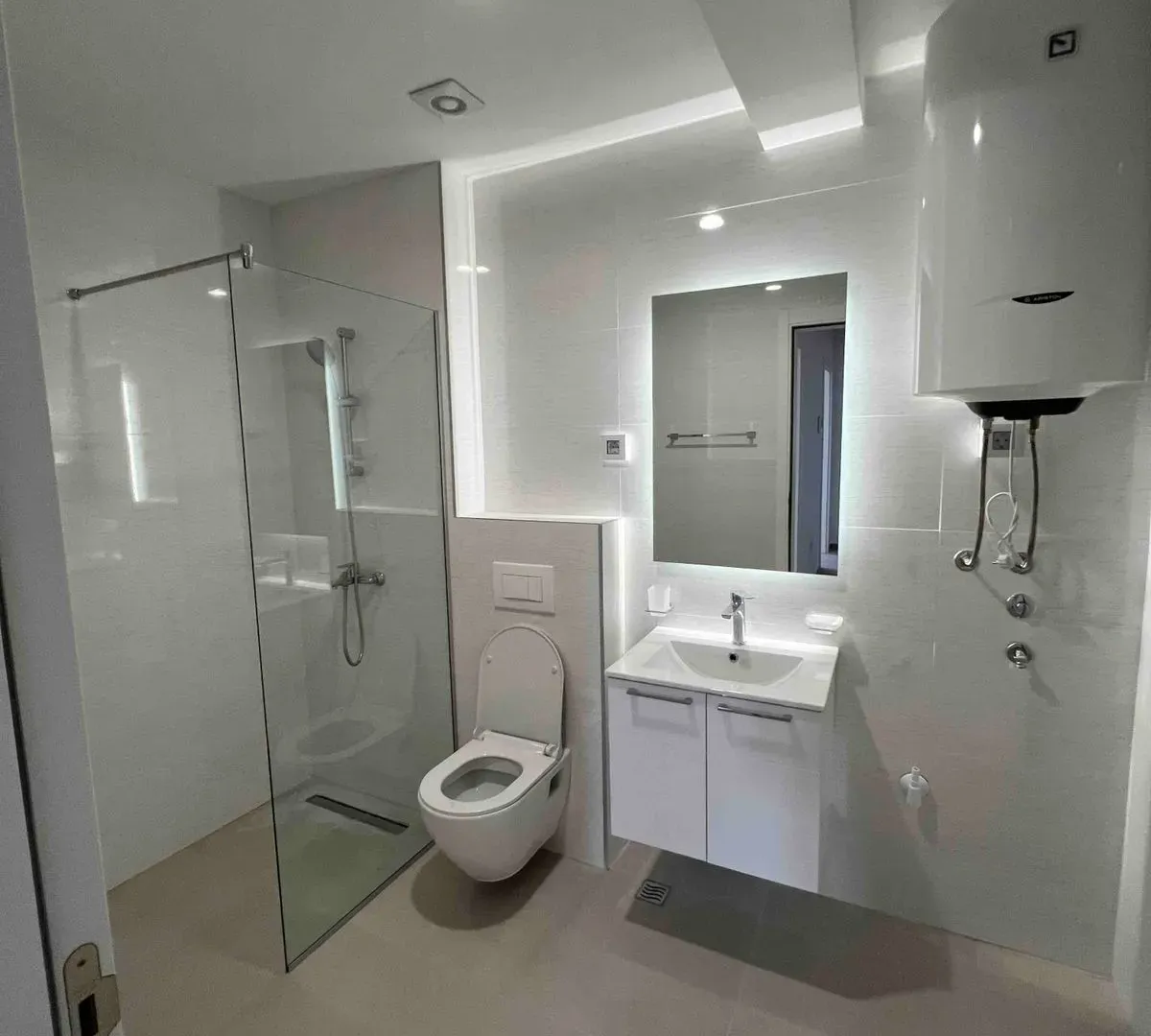 Prodaja, trosoban stan, 104m², Stari Aerodrom, Podgorica