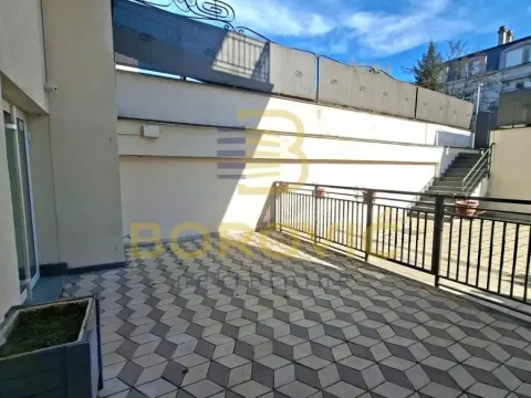 Izdavanje, poslovni prostor, 182m², Savski Venac, Beograd - image 16