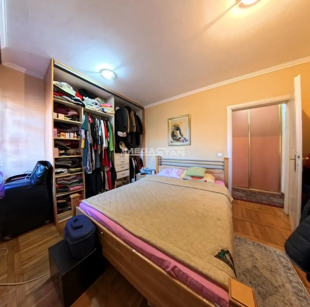 Sale, four bedroom apartment, 101m², Vukov Spomenik, Zvezdara Sve Podlokacije