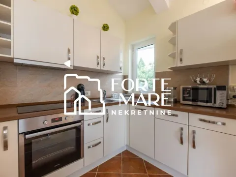 Prodaja, jednosoban stan, 75m², Đenovići, Herceg Novi - image 5