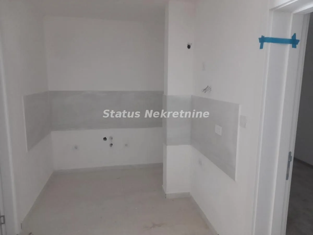 Prodaja, trosoban stan, 85m², Telep, Novi Sad Sve Podlokacije