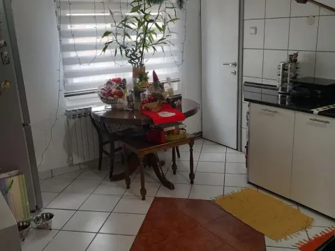 Prodaja, trosoban stan, 102m², Senjak, Beograd - image 17