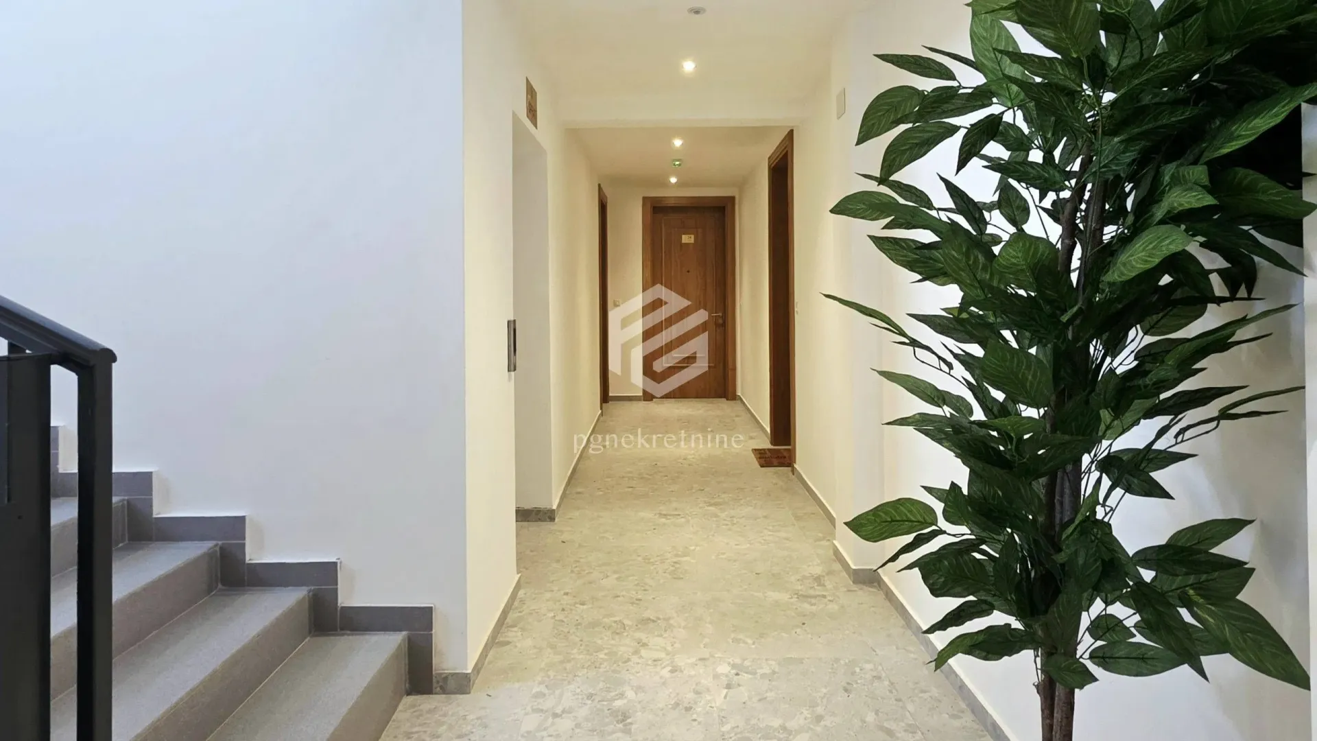 Rent, two bedroom apartment, 65m², Vezirov Most, Podgorica