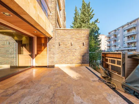 Sale, one bedroom apartment, 115m², Centar, Budva - image 24