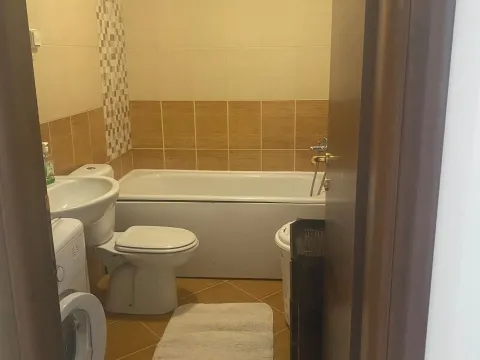 Izdavanje, garsonjera, 35m², City Kvart, Podgorica - image 5