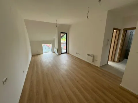 Prodaja, jednosoban stan, 41m², Kolašin, Crna Gora - image 11