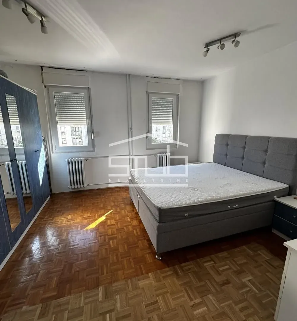 Prodaja, dvosoban stan, 62m², Novi Beograd Blok 72, Novi Beograd Sve Podlokacije