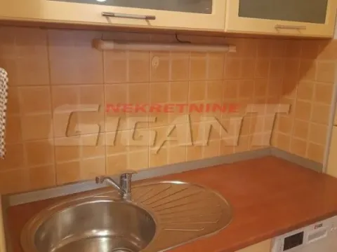 Izdavanje, trosoban stan, 87m², Banjica, Voždovac Sve Podlokacije - image 12