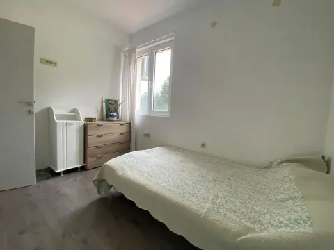 Prodaja, četvorosoban stan, 100m², Baošići, Herceg Novi - image 9