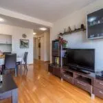 Izdavanje, dvosoban stan, 82m², Petrovac, Budva - image 15