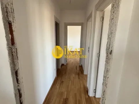 Sale, four bedroom apartment, 80m², Centar, Stara Pazova - image 7