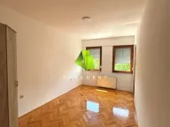 Izdavanje, dvosoban stan, 70m², Centar, Niš - image 4