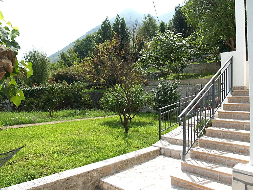 Sale, house, 384m², Stoliv, Kotor