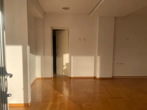 Rent, office space, 30m², City Kvart, Podgorica - image 2