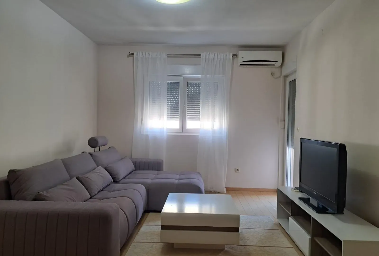 Rent, one bedroom apartment, 47m², City Kvart, Podgorica