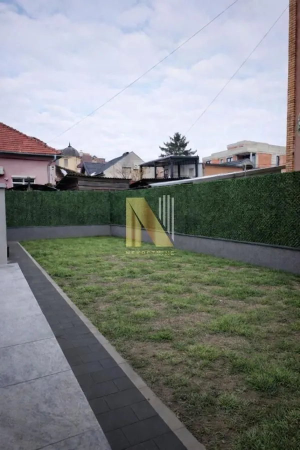 Rent, office space, 114m², Sajmište, Novi Sad