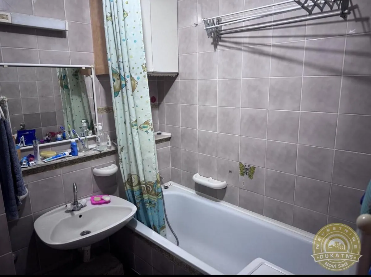 Izdavanje, dvosoban stan, 48m², Novo naselje, Novi Sad