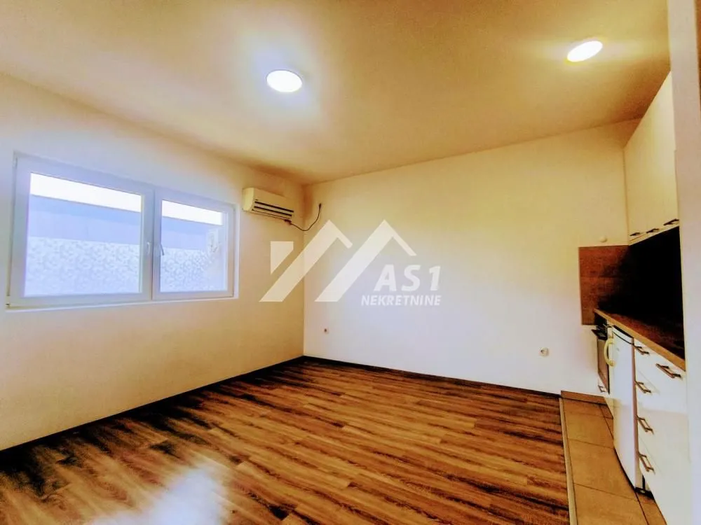 Izdavanje, jednosoban stan, 38m², Adice, Novi Sad Sve Podlokacije