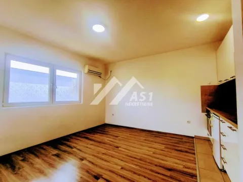 Izdavanje, jednosoban stan, 38m², Adice, Novi Sad Sve Podlokacije - image 6
