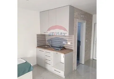 Prodaja, garsonjera, 35m², Kruče, Ulcinj - image 2