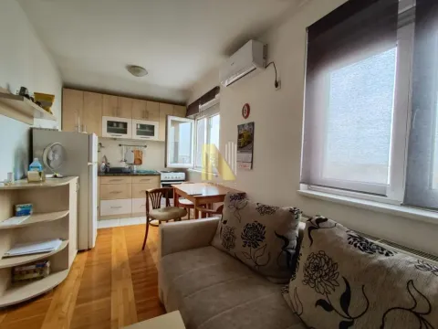 Izdavanje, garsonjera, 25m², Salajka, Novi Sad Sve Podlokacije - image 3