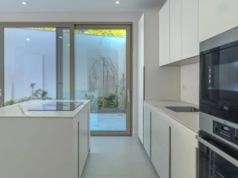 Sale, house, 286m², Donja Lastva, Tivat - image 11