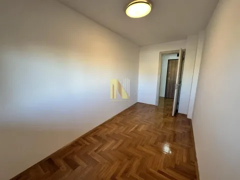 Rent, office space, 61m², Bulevar Oslobodjenja, Novi Sad Sve Podlokacije - image 6