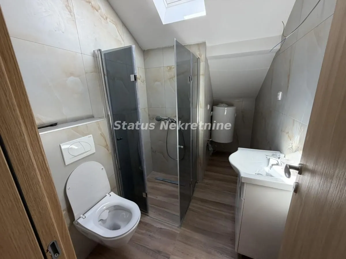 Prodaja, dvosoban stan, 54m², Sremska Kamenica, Petrovaradin