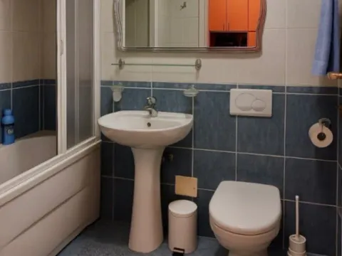 Rent, two bedroom apartment, 76m², Centar, Podgorica - image 2