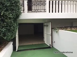 Rent, house, 550m², Senjak, Beograd - image 8