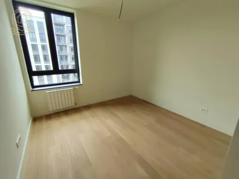 Izdavanje, trosoban stan, 73m², Savski Venac, Beograd - image 8