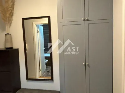 Izdavanje, dvosoban stan, 43m², Bulevar Evrope, Novi Sad Sve Podlokacije - image 7