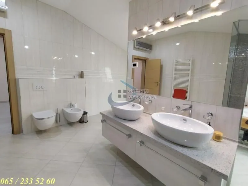 Sale, apartment, 369m², Savski Venac, Beograd