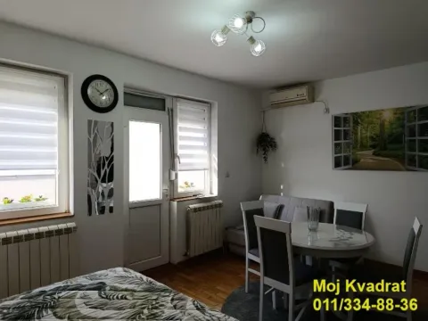 Sale, studio apartment, 30m², Uciteljsko Naselje, Zvezdara Sve Podlokacije - image 2