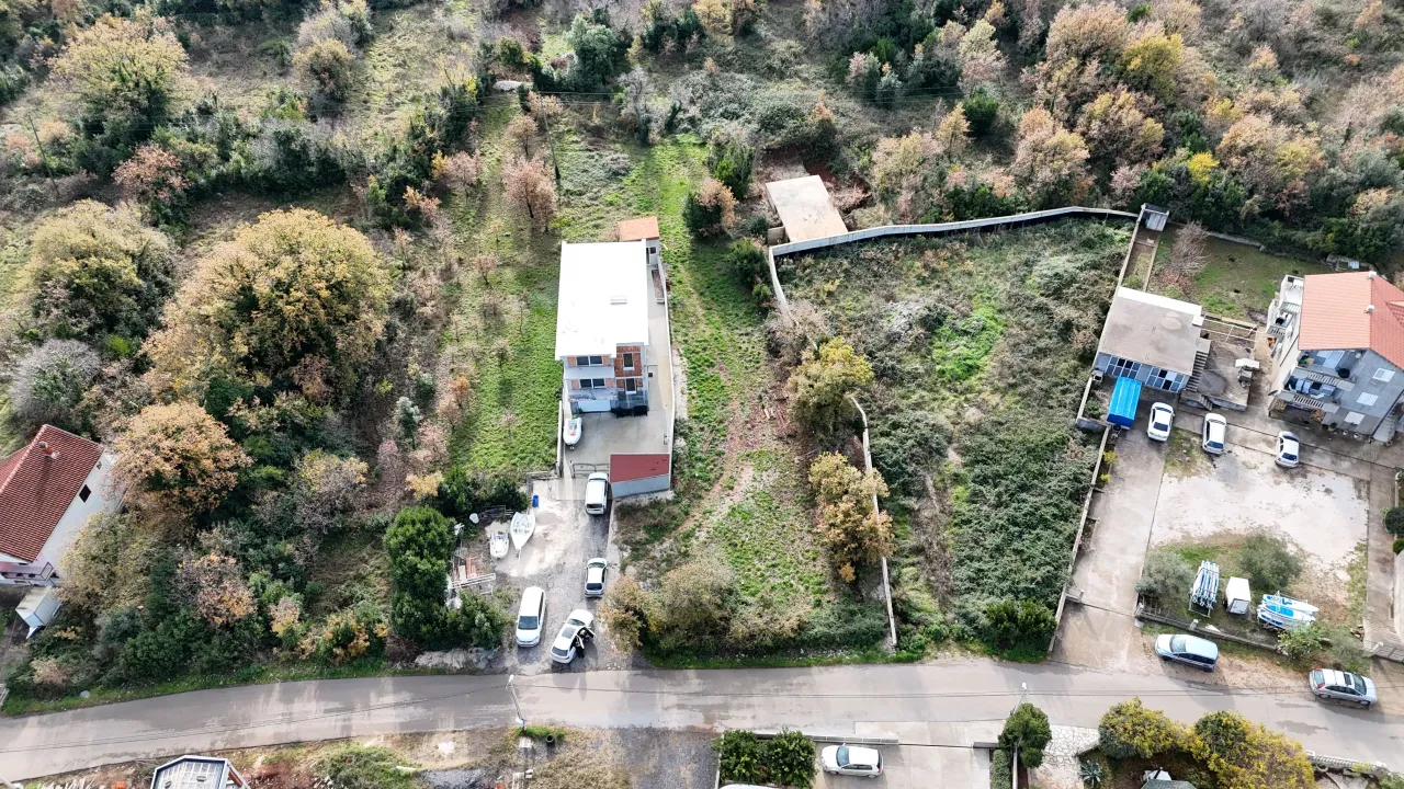 Sale, land lot, 1233m², Đuraševići, Tivat