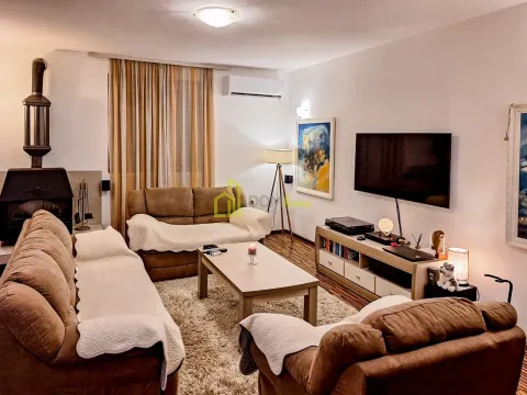 Sale, house, 220m², Masline, Podgorica - image 7