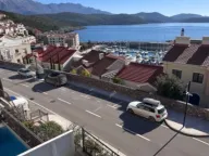 Izdavanje, kuća, 200m², Luštica Bay, Tivat - image 10