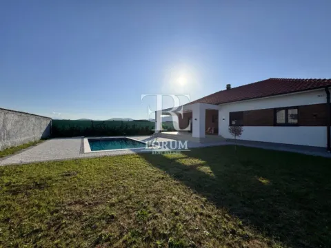 Izdavanje, kuća, 200m², Donji Kokoti, Podgorica - image 13