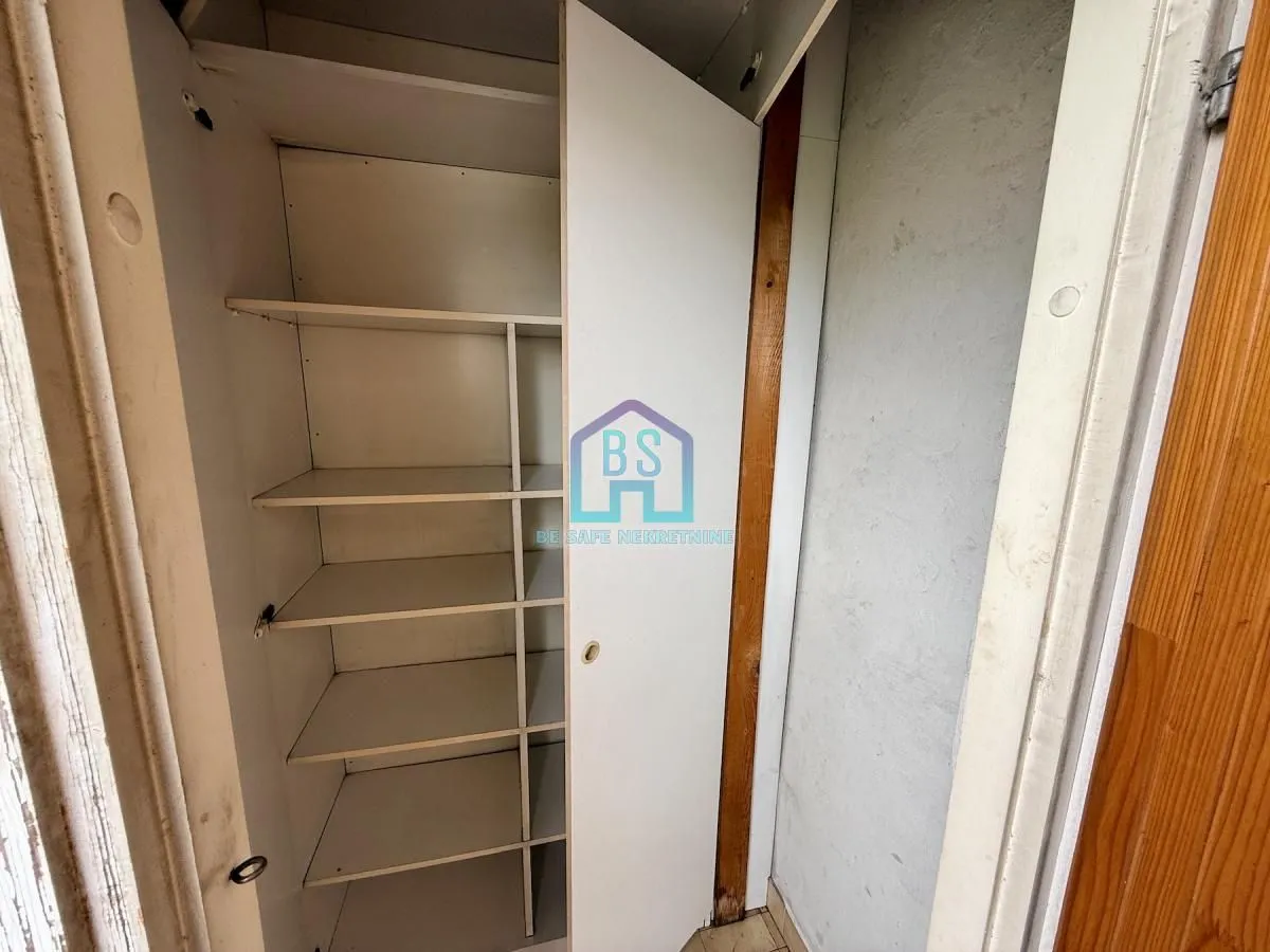 Prodaja, trosoban stan, 74m², Bulevar Oslobodjenja, Novi Sad Sve Podlokacije