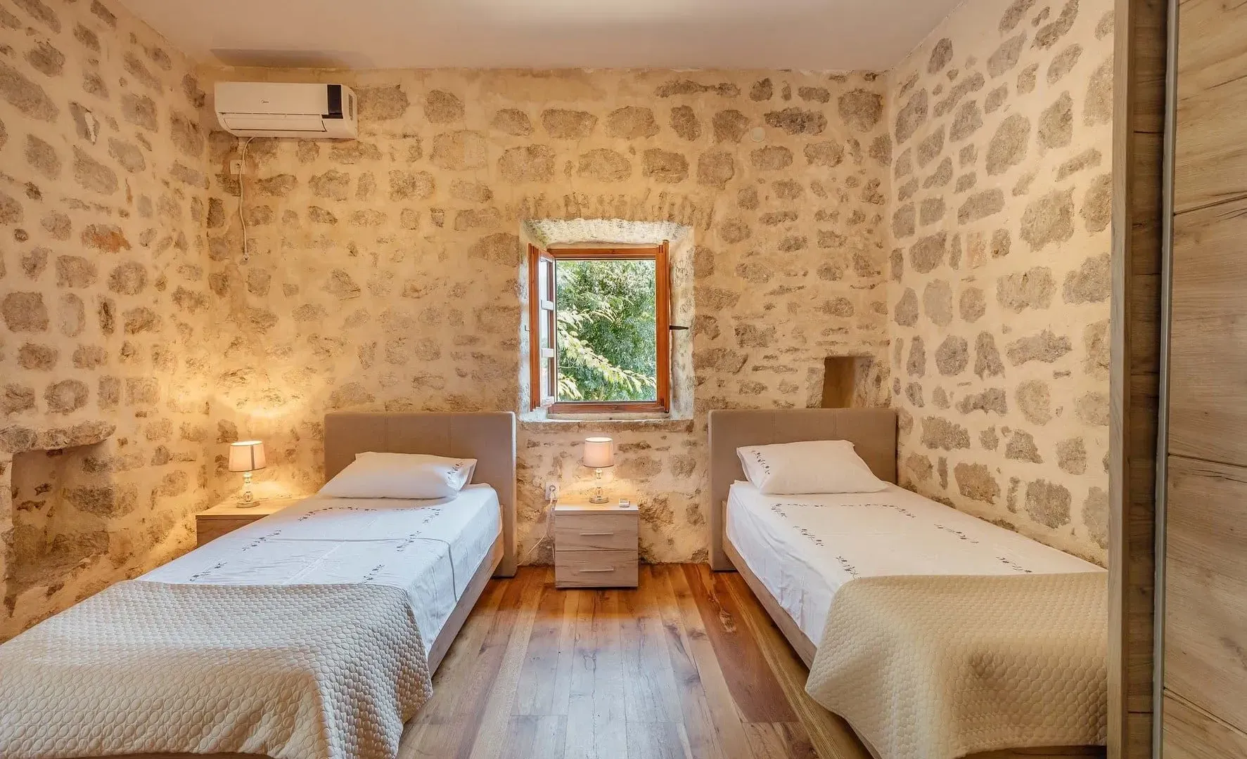 Sale, house, 484m², Perast, Kotor
