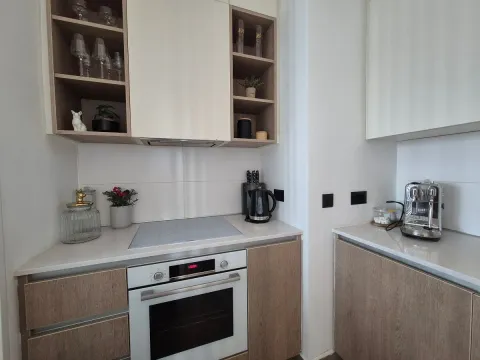 Izdavanje, četvorosoban stan, 88m², Savski Venac, Beograd - image 7