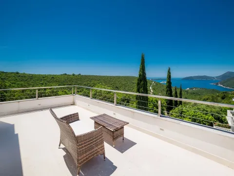 Rent, house, 240m², Luštica, Herceg Novi - image 6