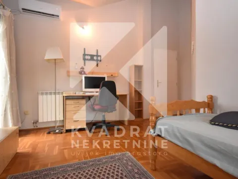 Izdavanje, kuća, 300m², Ibričevina, Podgorica - image 13