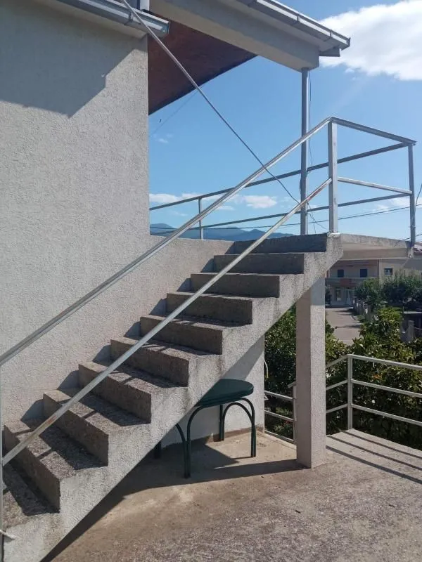 Prodaja, kuća, 280m², Danilovgrad, Crna Gora