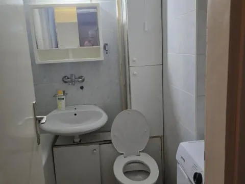 Rent, two bedroom apartment, 60m², Novo naselje, Novi Sad - image 11