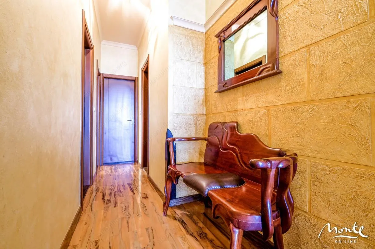 Sale, four bedroom apartment, 179m², Budva, Crna Gora