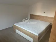 Prodaja, kuća, 250m², Petlovo Brdo, Beograd - image 7