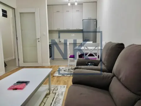 Izdavanje, jednosoban stan, 40m², Tuški Put, Podgorica - image 2